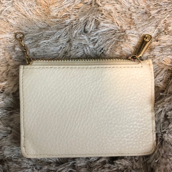 Cream key wallet - Picture 1 of 3